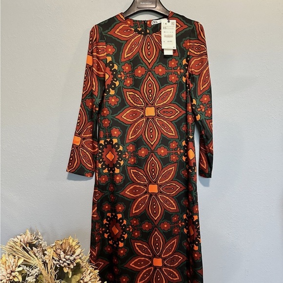 Zara Multicolor Long Sleeve Dress - Picture 5 of 8